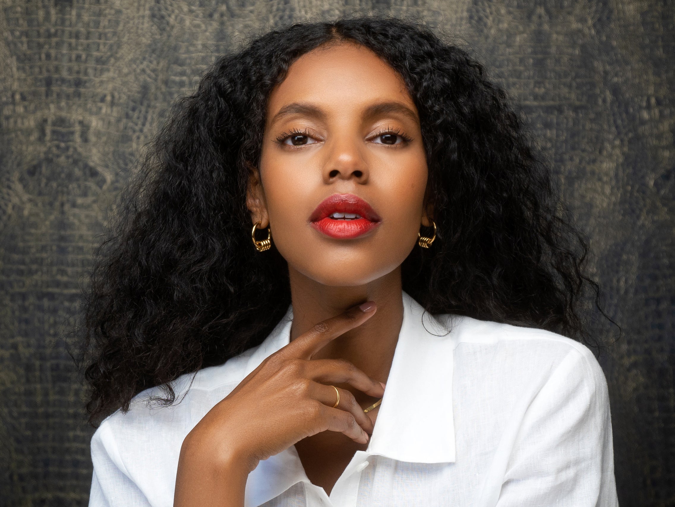 Grace Mahary x La bouche rouge