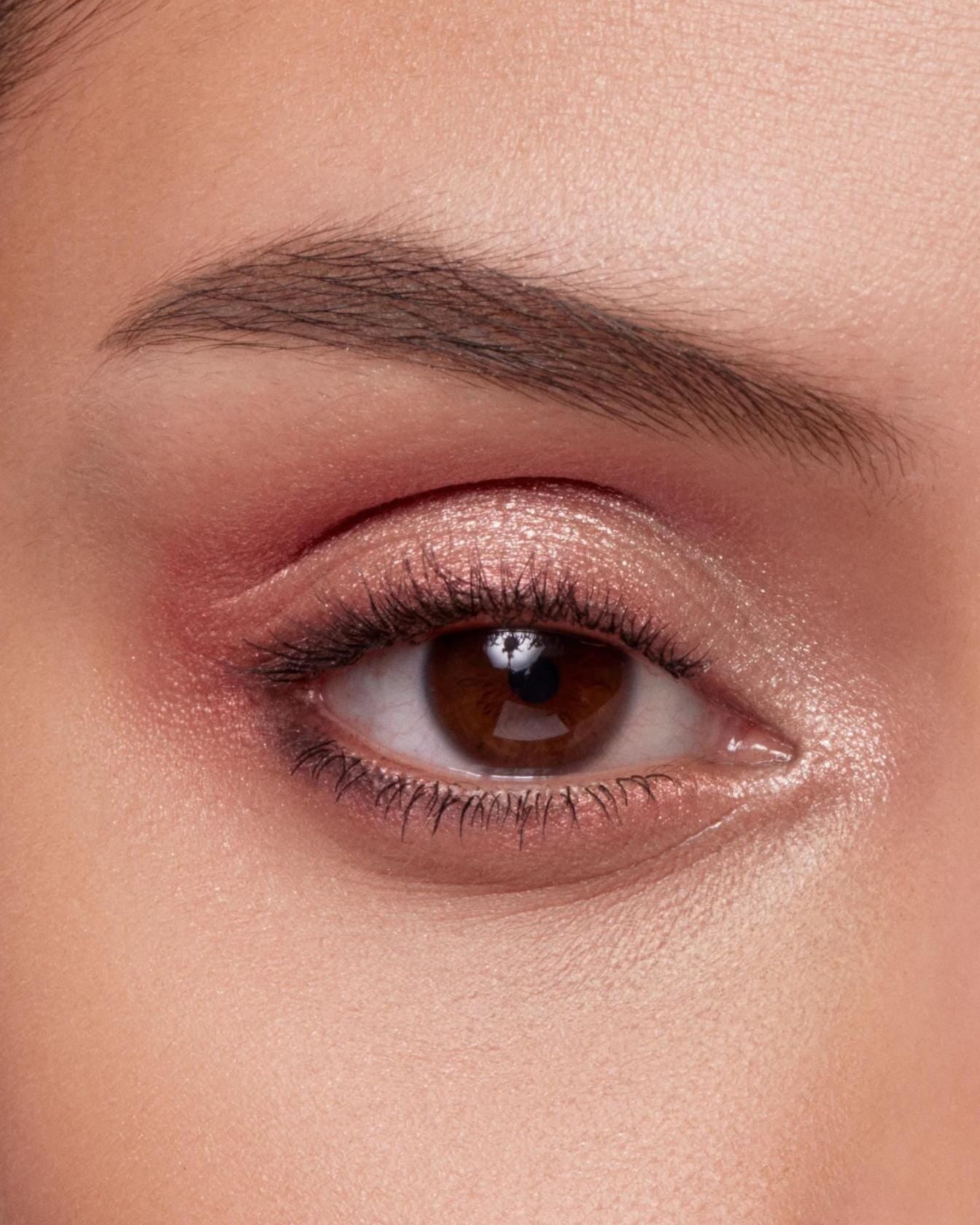 Ombre à paupières de la marque La Bouche Rouge Paris, palette élégante avec différentes nuances pour maquillage des yeux.