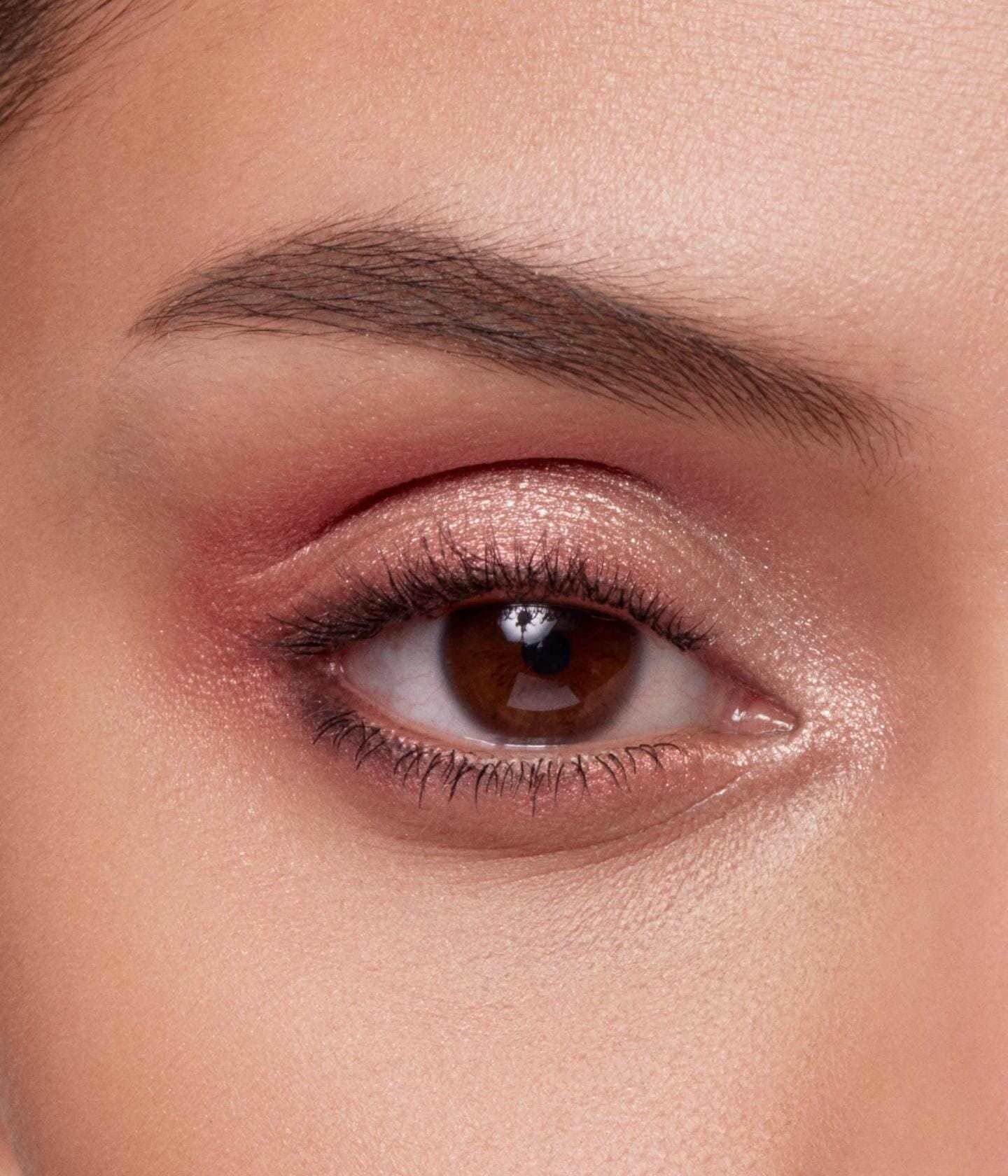 Ombre à paupières de la marque La Bouche Rouge Paris, palette élégante avec différentes nuances pour maquillage des yeux.