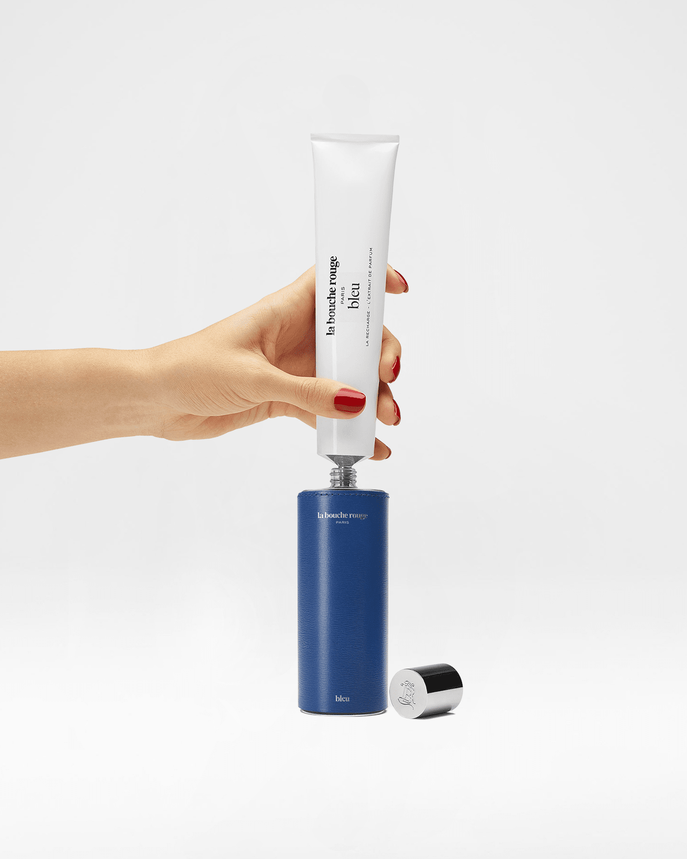 Recharge d'extrait de parfum Bleu La Bouche Rouge Paris, flacon de 100 ml, contenant un parfum parfumé en format refill.