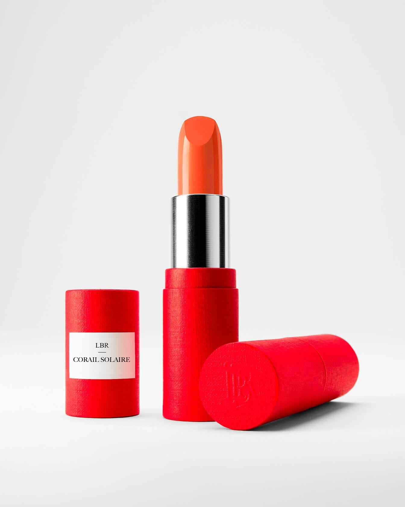 Accord solaire La Bouche Rouge Paris en teinte abricot et corail, refill solaire pour maquillage naturel et lumineux.