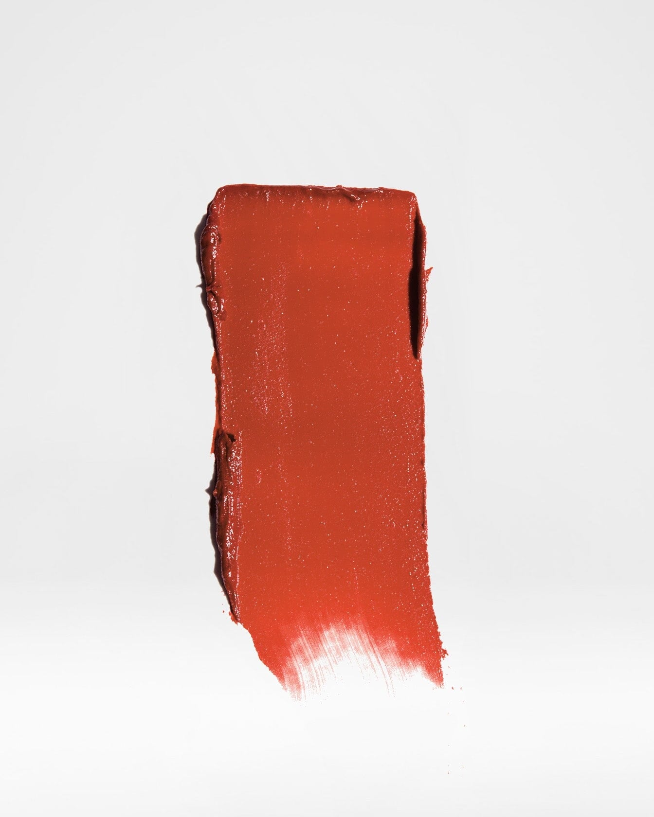 Coffret cadeau La Collection Nude de La Bouche Rouge Paris avec maquillage nude et rouge, présenté dans un élégant coffret.