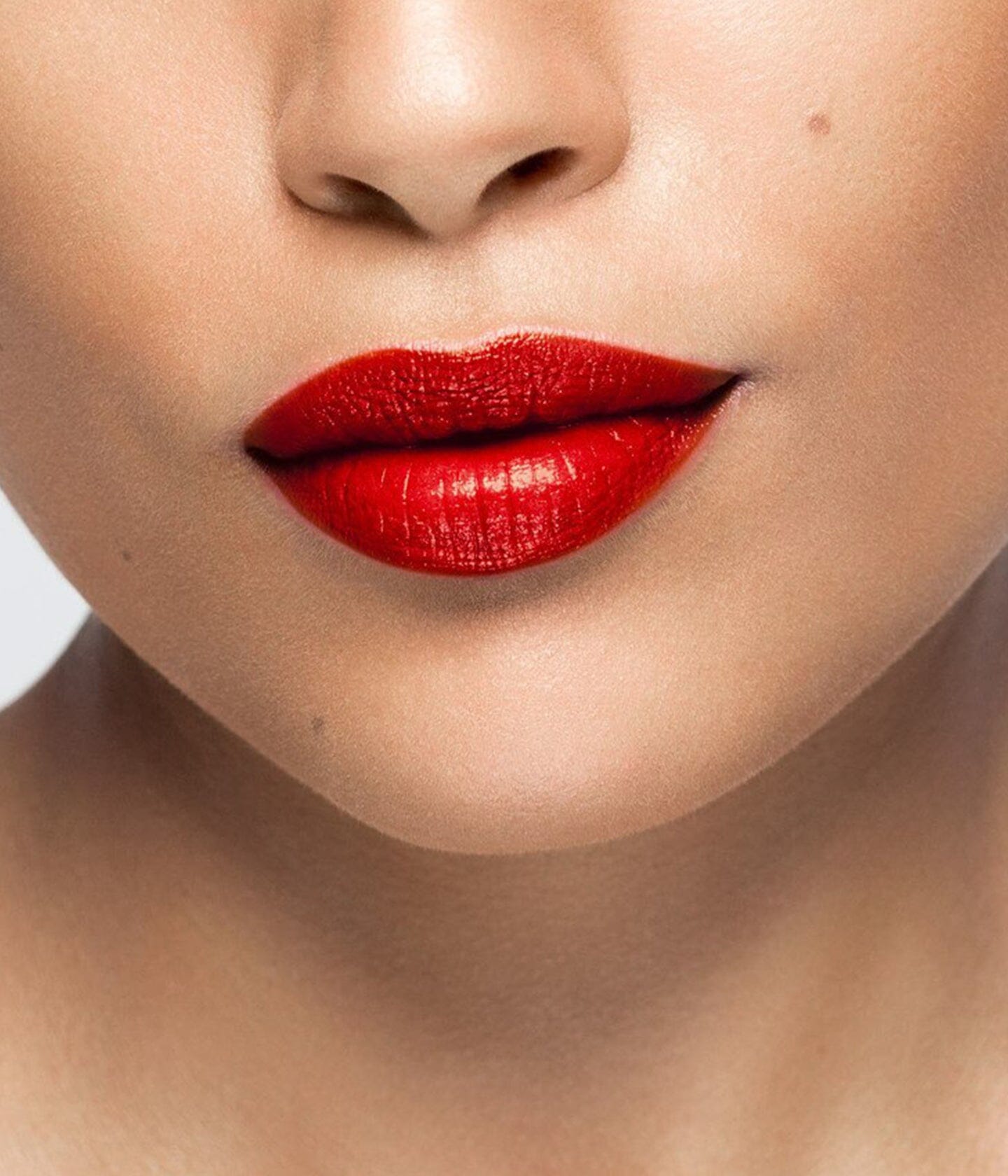 Rouge à lèvres La Bouche Rouge Paris LeDore-Skin31 avec fini naturel et texture crémeuse, visible dans l'image.