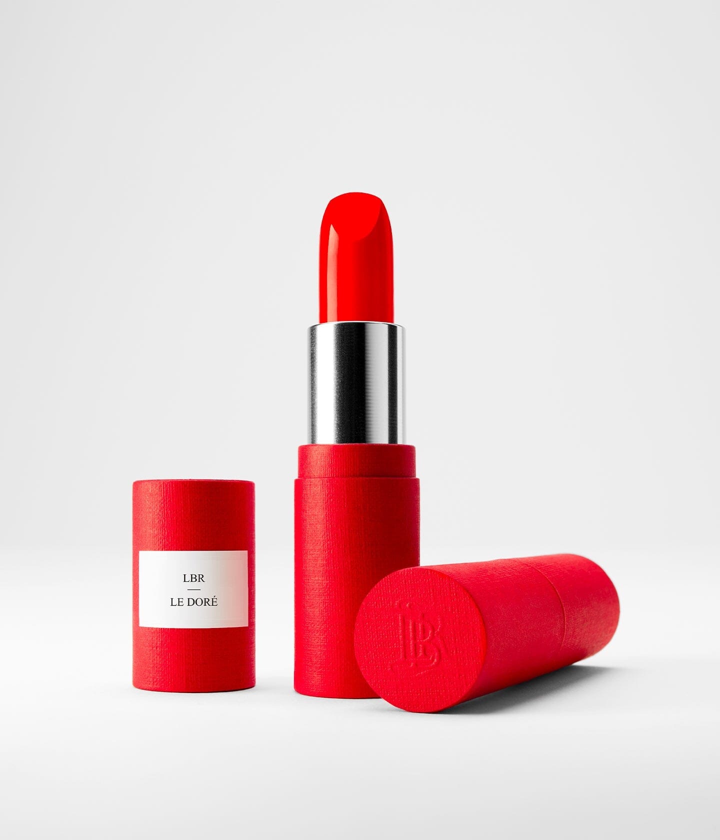 Rouge à lèvres La Bouche Rouge Paris LeDorerefill en tube avec embout applicateur, finition élégante et texture crémeuse.