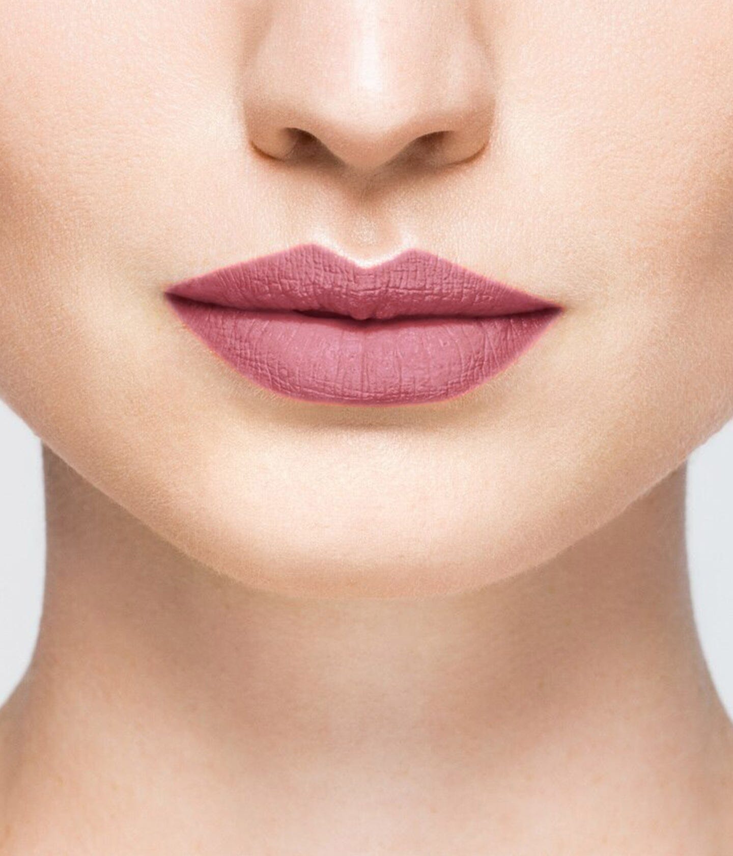 Rouge à lèvres La Bouche Rouge Paris Nude Rosé 21, élégant tube de rouge à lèvres nude avec fini naturel.