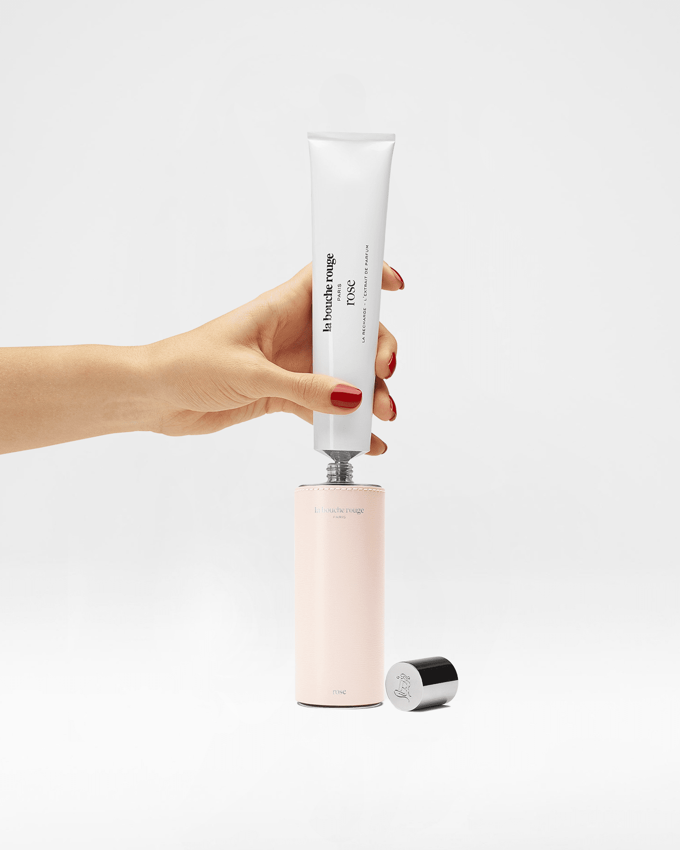Recharge de parfum Rose, extrait de parfum La Bouche Rouge Paris, flacon de 100ml, design élégant et raffiné.