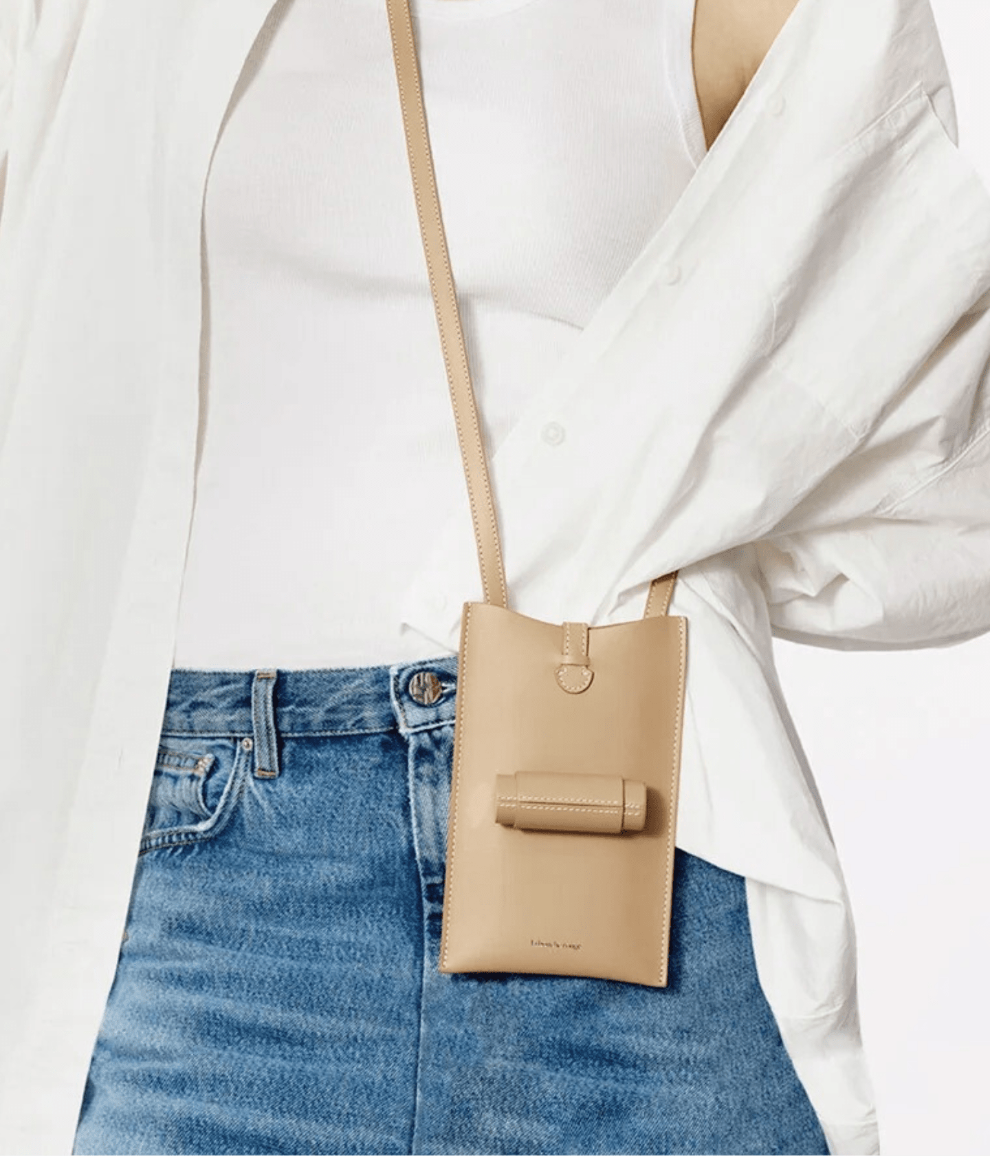 Sac Le 21 de La Bouche Rouge Paris avec porte-cartes et écrin rechargeable en cuir élégant.