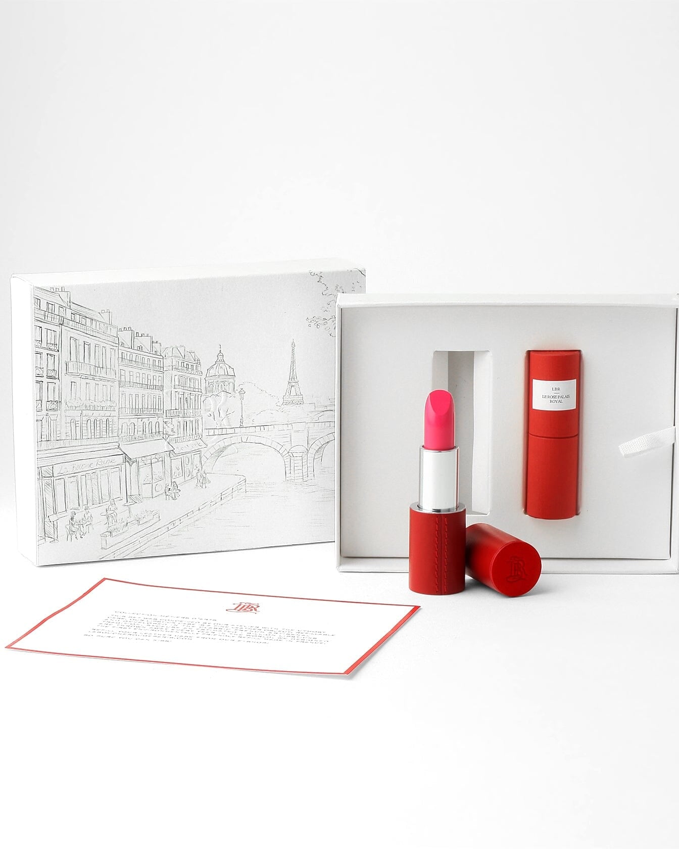 Coffret Lèvres Le Rose Palais Royal de La Bouche Rouge Paris avec plusieurs rouges à lèvres dans un élégant coffret.