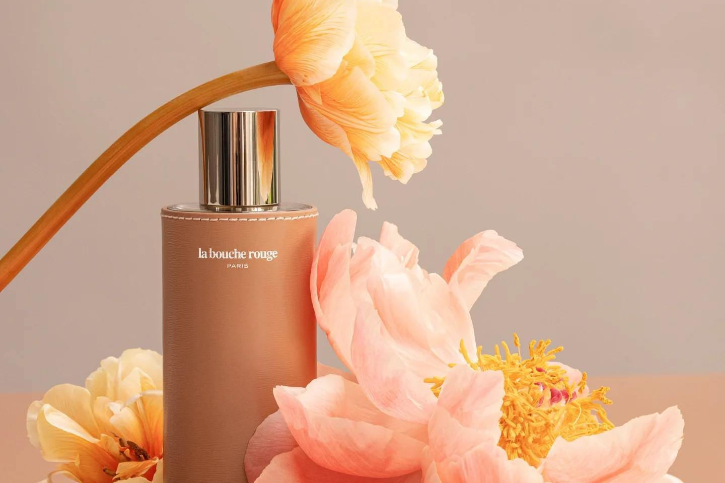 Duo de parfums Ambre de La Bouche Rouge Paris, flacons d'extrait de parfum avec détails de composition.