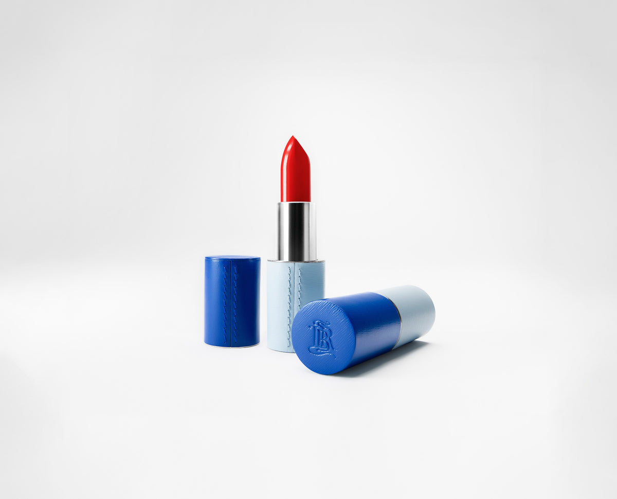 The blue beauty – La Bouche Rouge Paris